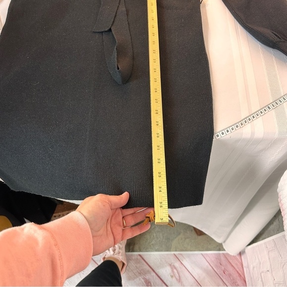 ModCloth  Black Acrylic Blend Sweater dress tie waist stretchy size large new - Picture 11 of 11